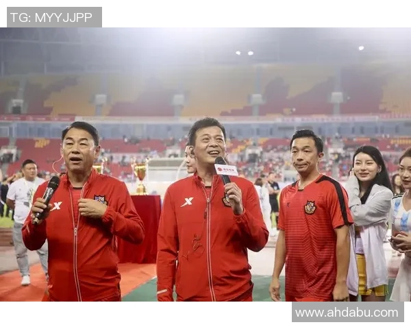 2019香港足球明星赛精彩回顾与明星球员表现分析